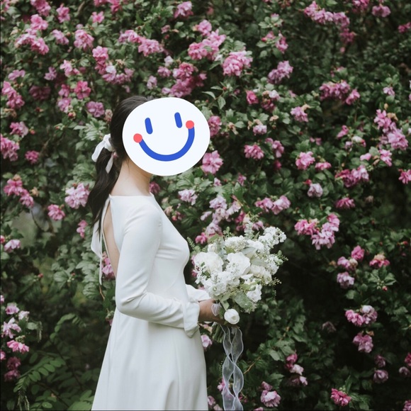 Classic Wedding/Bridal/Event White Dress - Picture 4 of 8